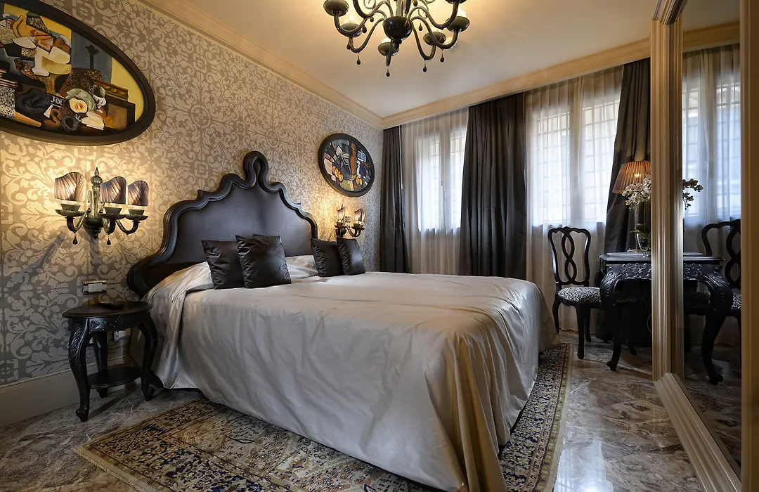 Palazzetto Madonna-1