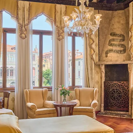 Hotel Palazzo Stern-3